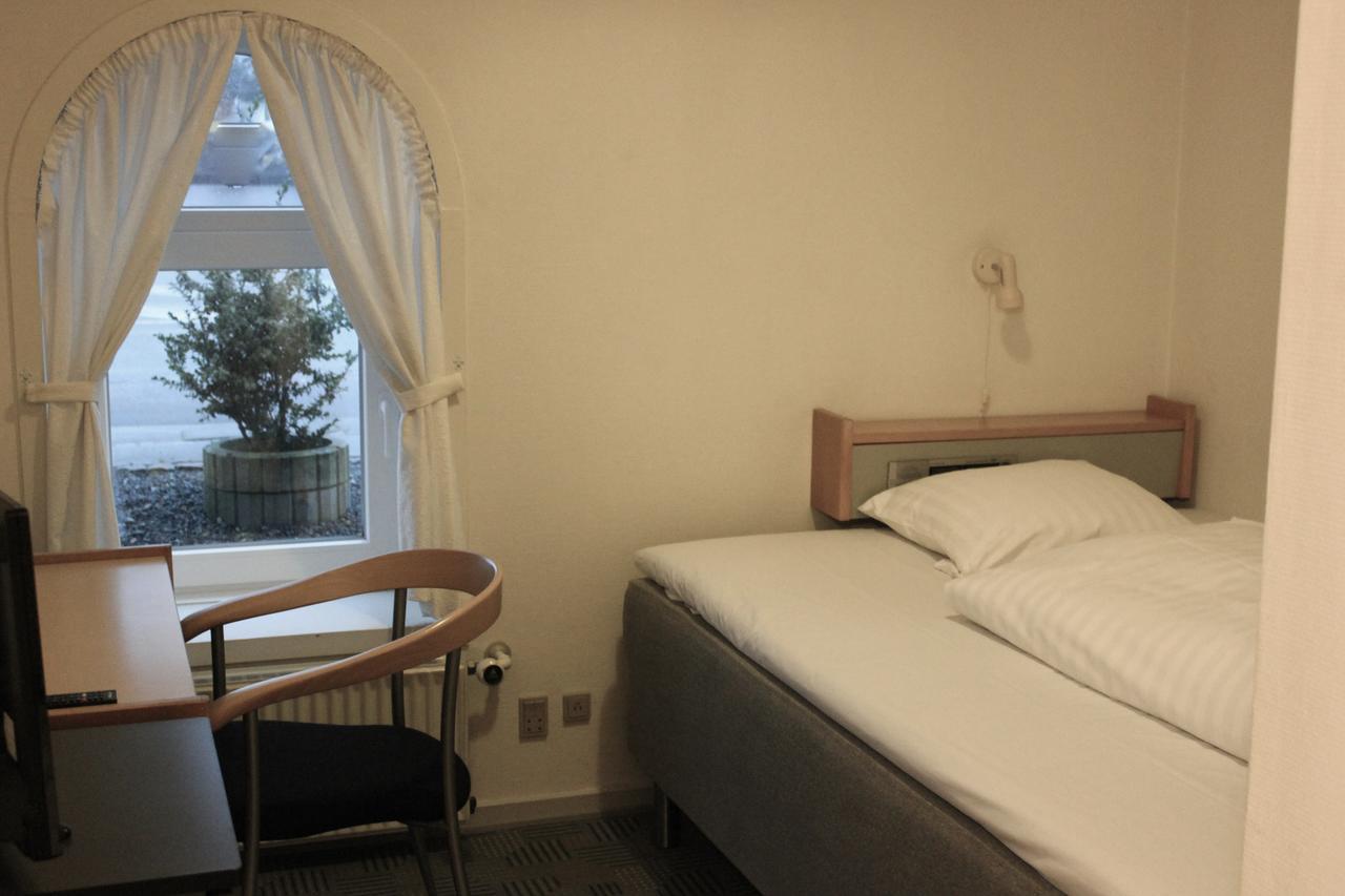 Solyst Kro- Restaurant Og Hotel I/S 아벤라 외부 사진